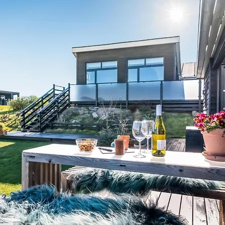 Two-bedroom In Semesterbostad