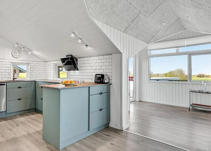 Сasa de vacaciones Two-bedroom In *